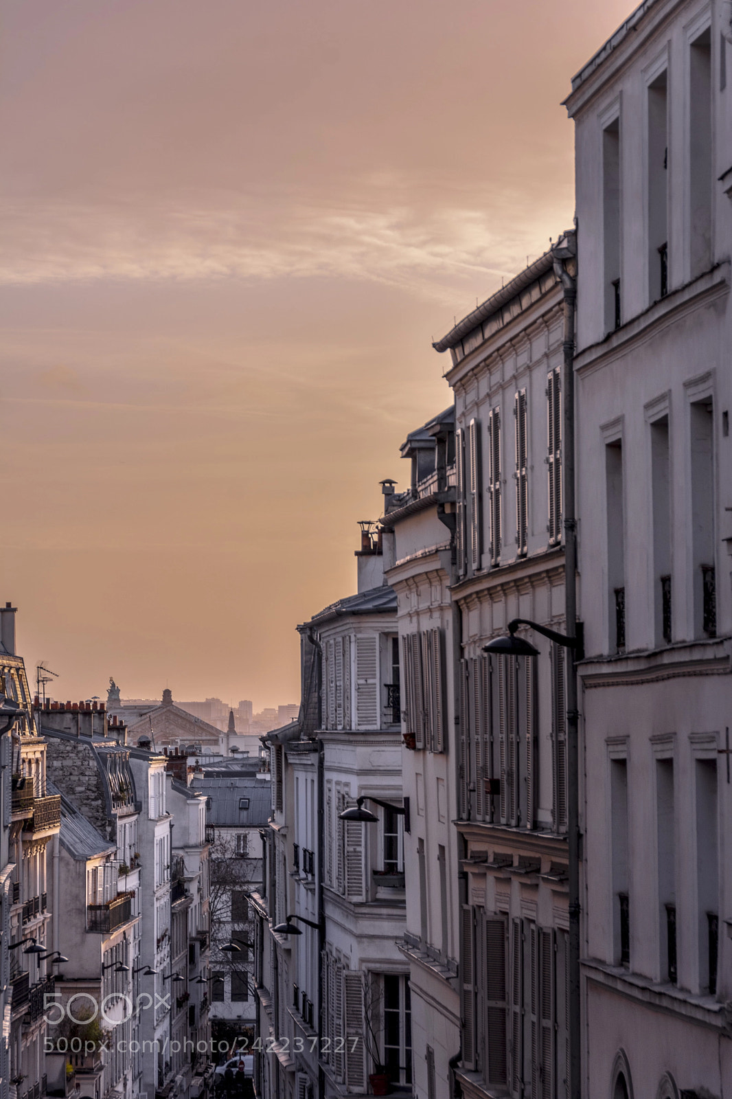 Nikon D7100 sample photo. Winter walk in montmartre photography