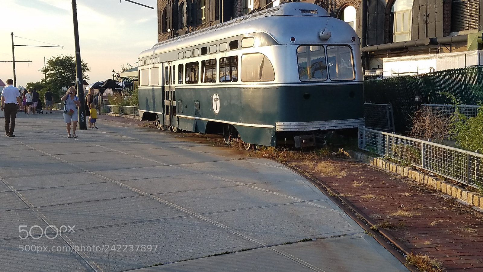 Samsung Galaxy S7 Edge sample photo. Forgotten history photography