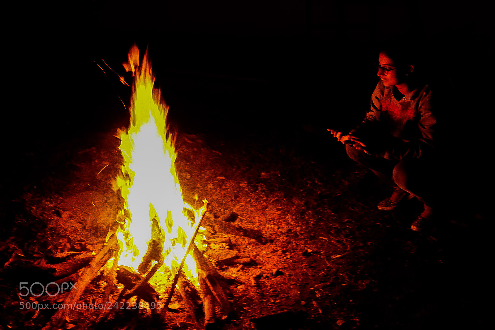 Canon EOS 1300D (EOS Rebel T6 / EOS Kiss X80) sample photo. Camp fire photography