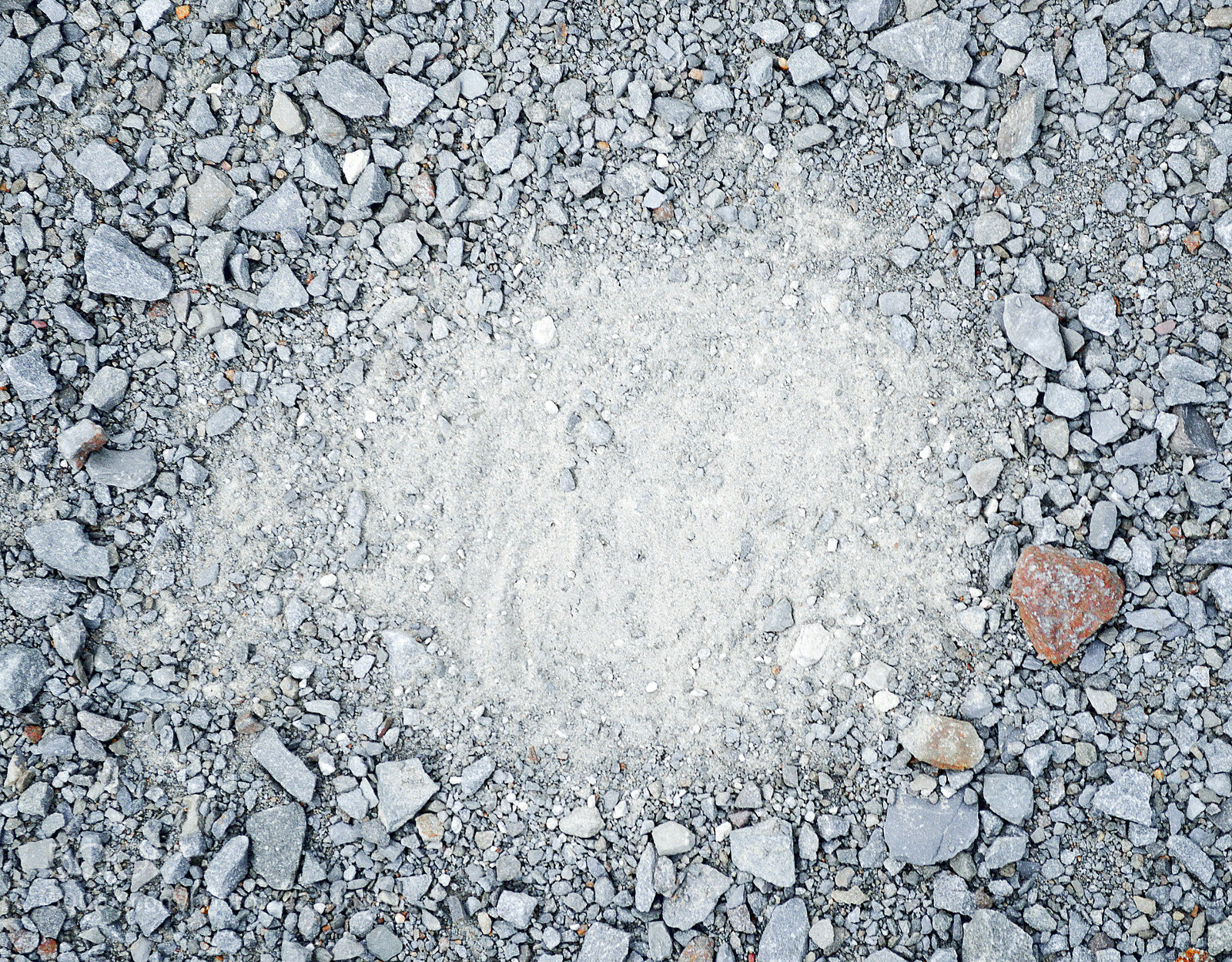 Nikon D3200 sample photo. Gravel photography