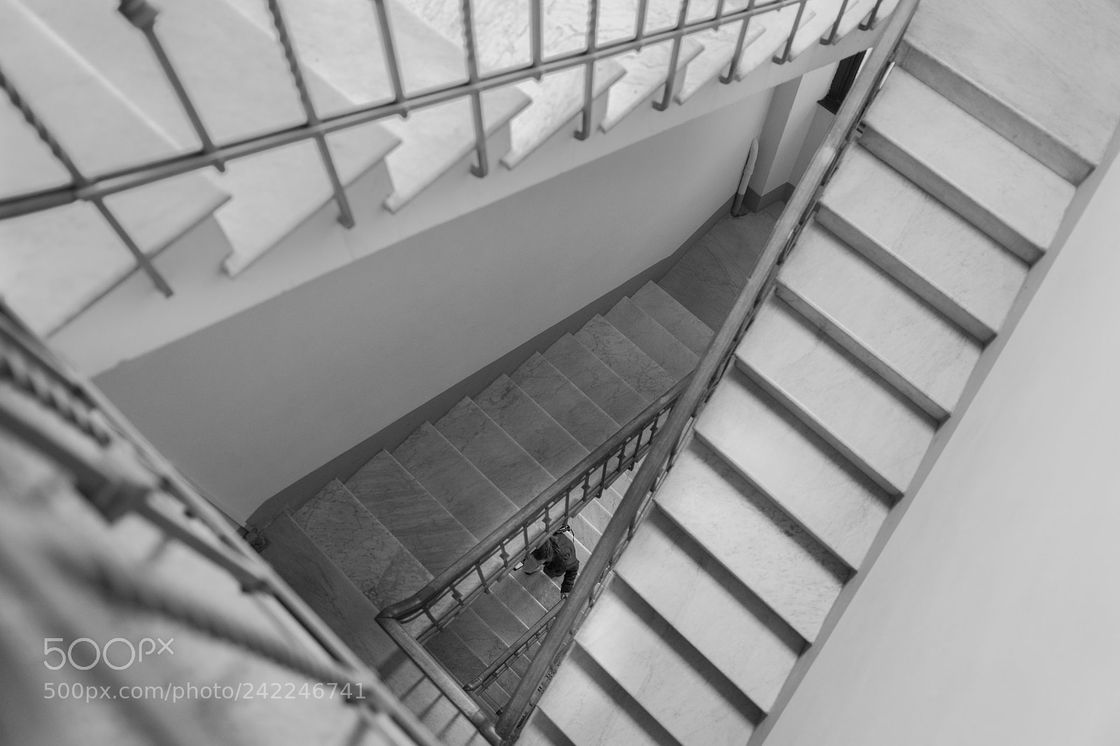 Sony a6300 sample photo. Loop photography