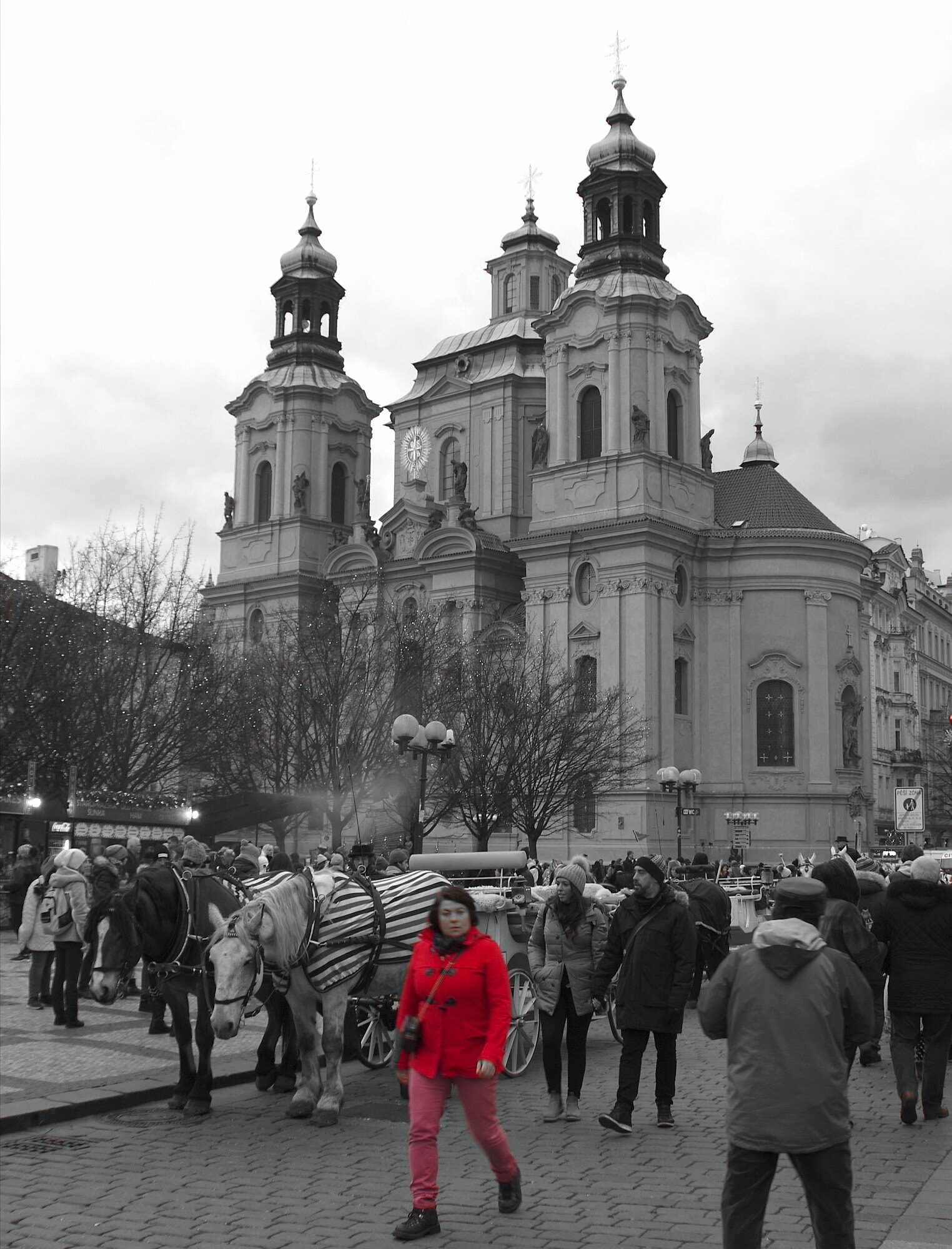 Pentax K-70 sample photo. Lady in red photography