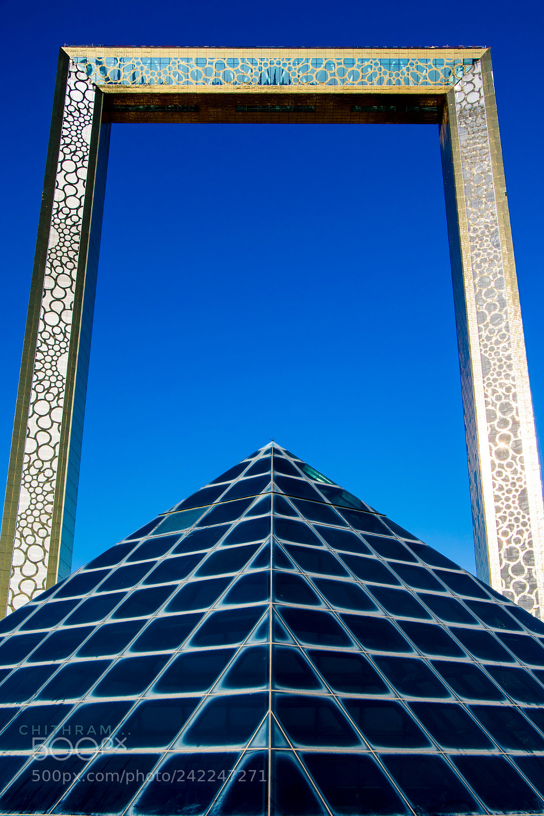 Canon EOS 7D Mark II sample photo. Dubai frame photography