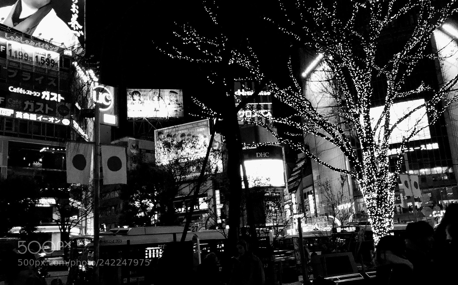 Apple iPhone SE sample photo. Shibuya japan photography