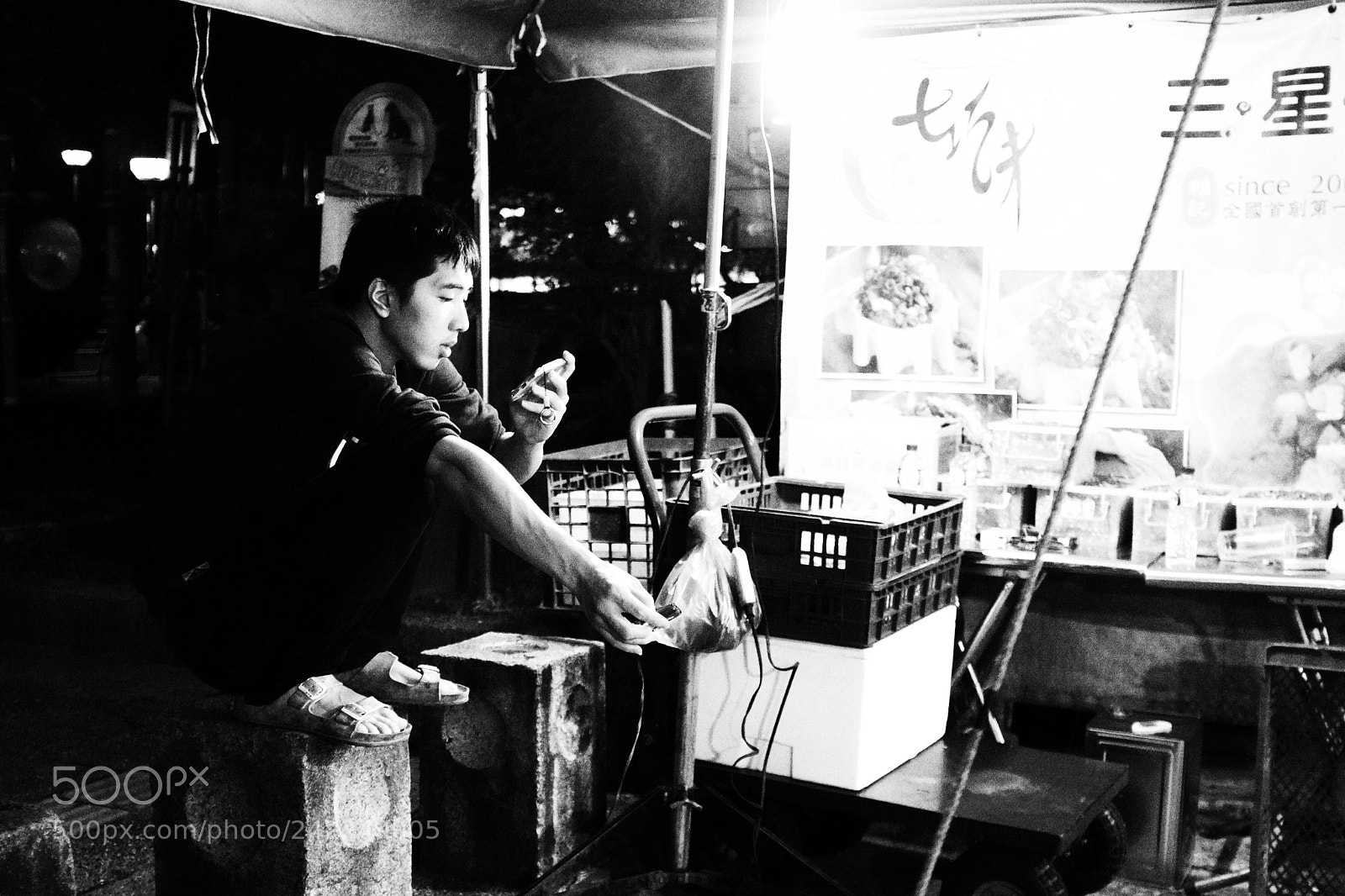 Fujifilm FinePix X100 sample photo. Night market hawker photography