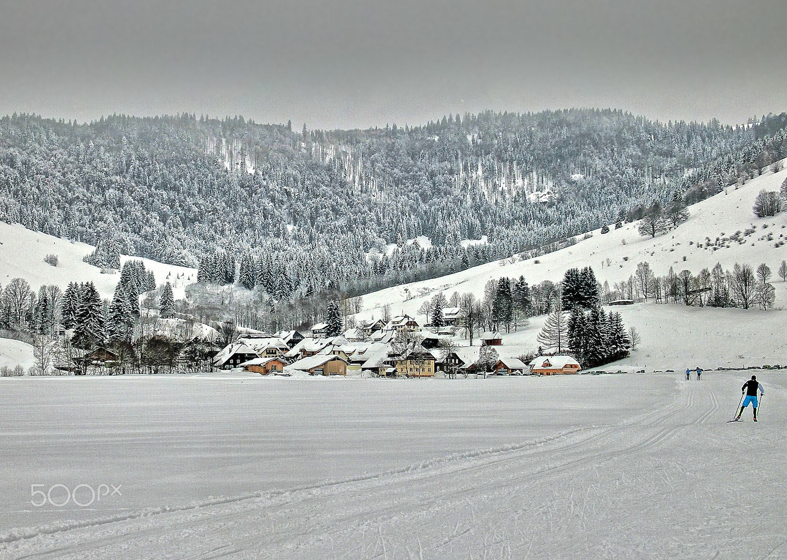 CASIO EX-100 sample photo. Winter time photography