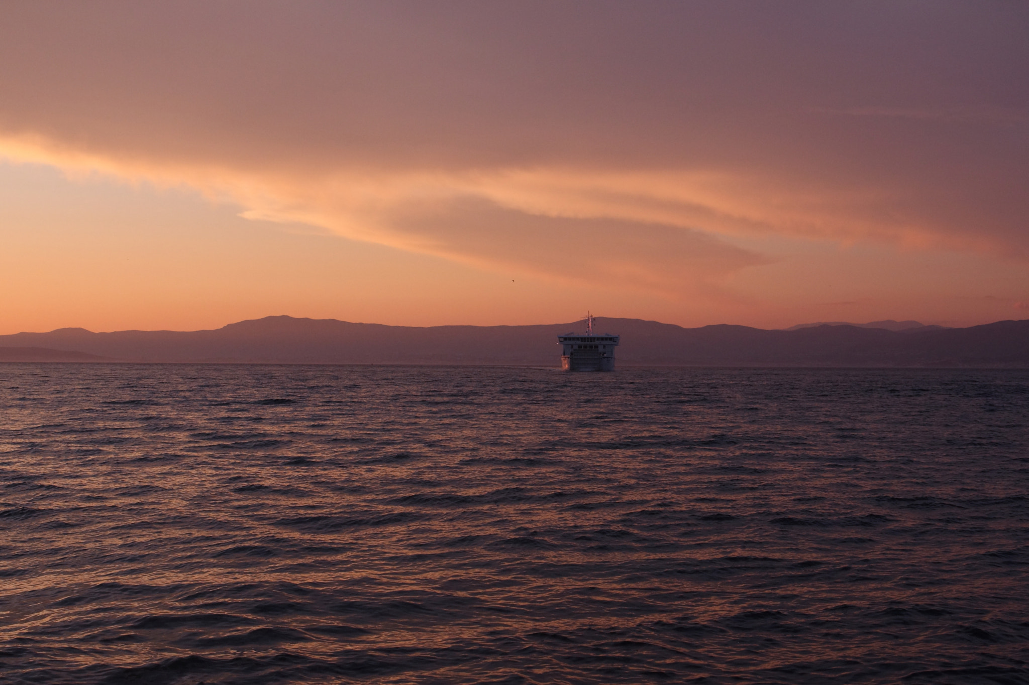 Canon EOS 40D sample photo. Last ferry from split photography