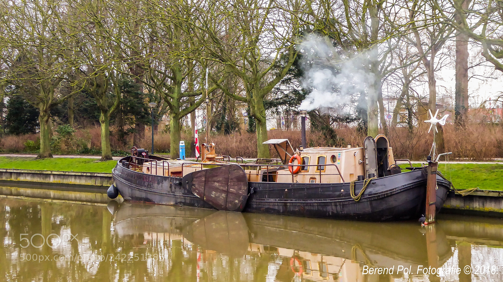 Panasonic Lumix DMC-ZS50 (Lumix DMC-TZ70) sample photo. Woonboot photography