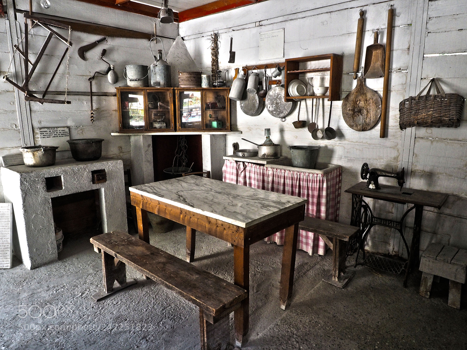Olympus OM-D E-M1 sample photo. Marble workers house near photography