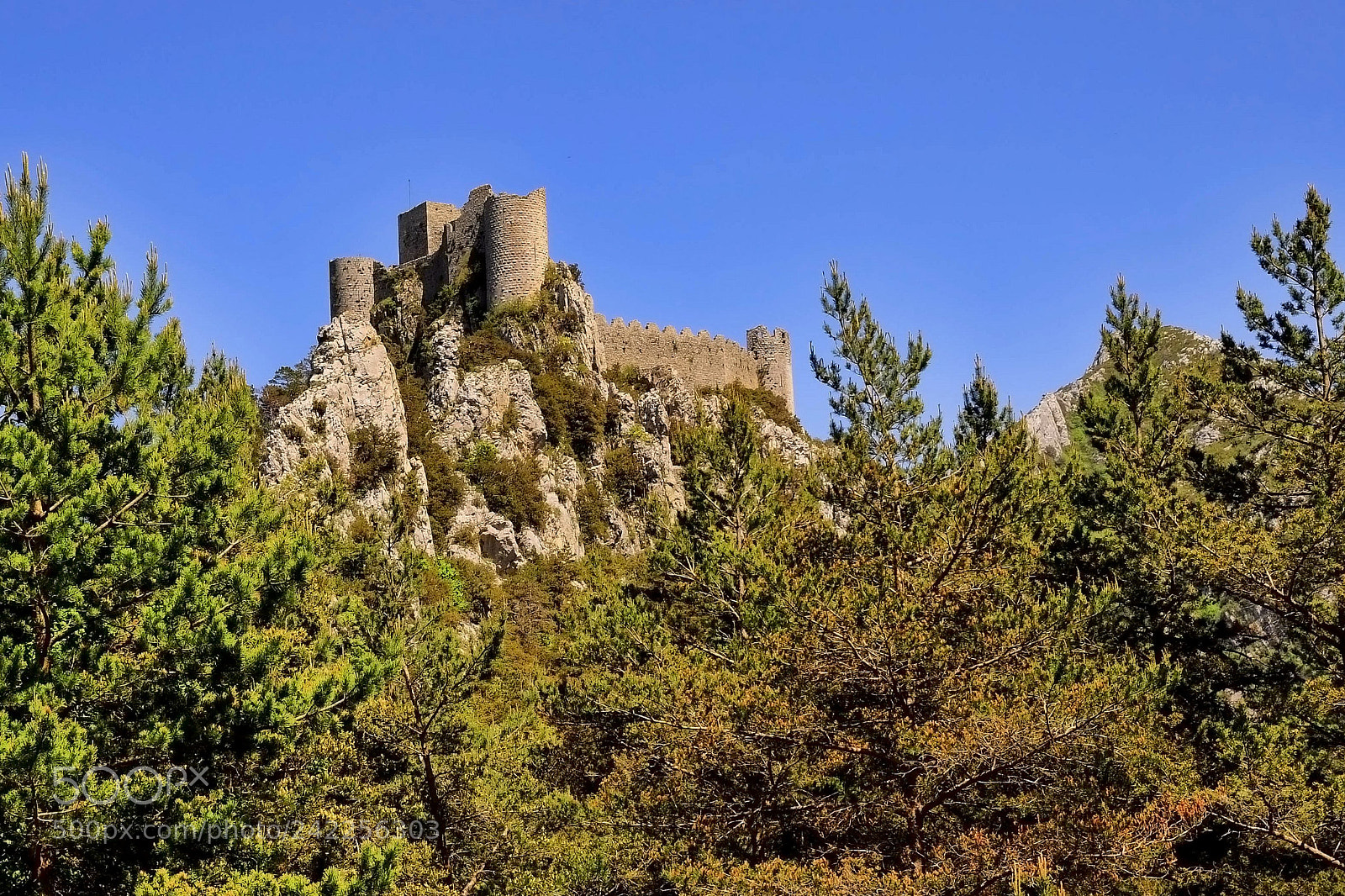 Nikon D5000 sample photo. Cathar castle photography