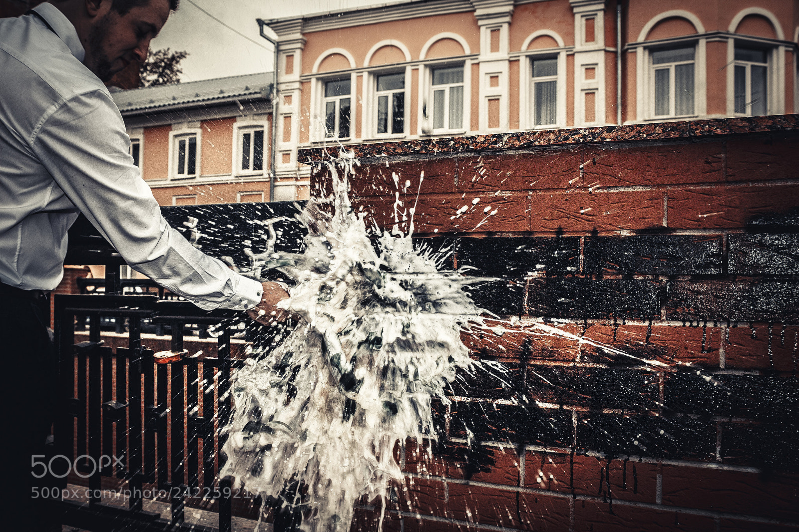 Canon EOS 650D (EOS Rebel T4i / EOS Kiss X6i) sample photo. Smashed a bottle of photography