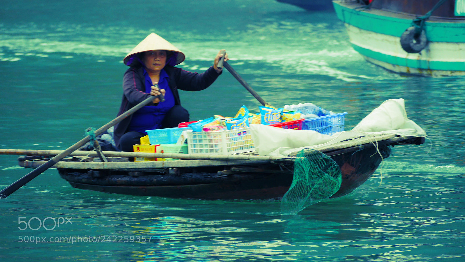 Panasonic Lumix DMC-GX7 sample photo. Boot people halong bay photography