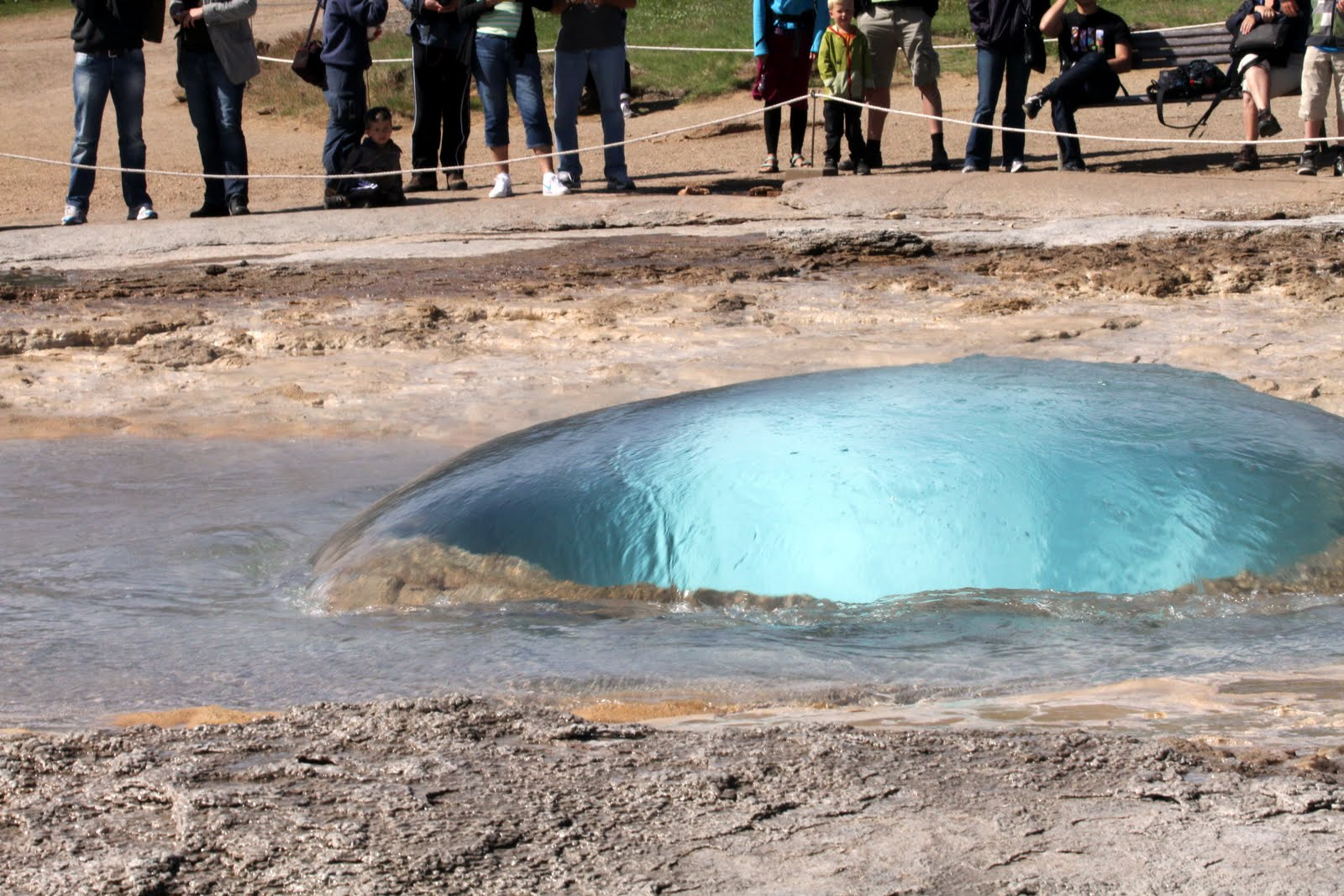 Canon EF 70-300mm F4-5.6 IS USM sample photo. Iceland geyser before outburst photography