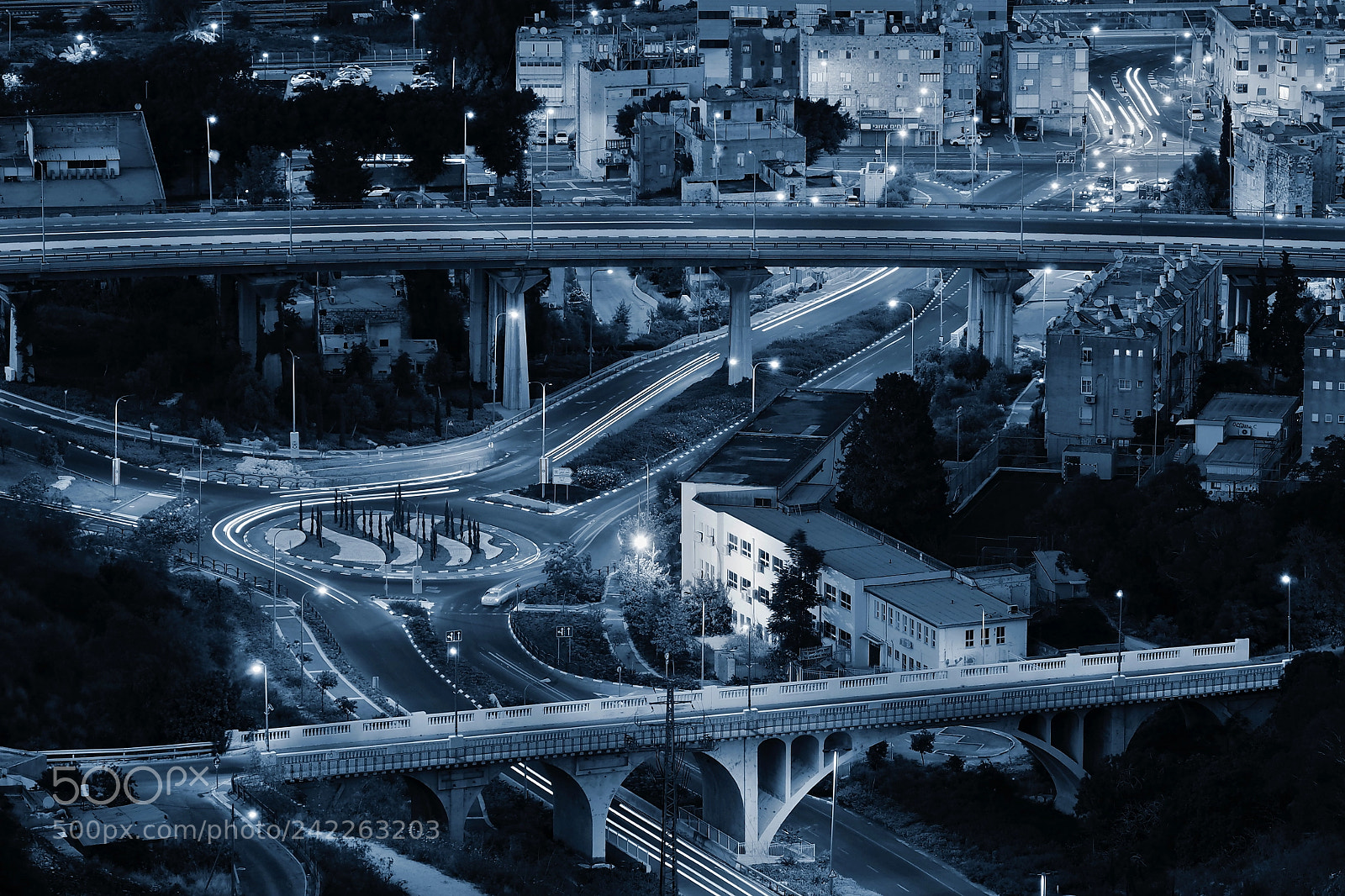 Olympus OM-D E-M10 sample photo. Night traffic photography