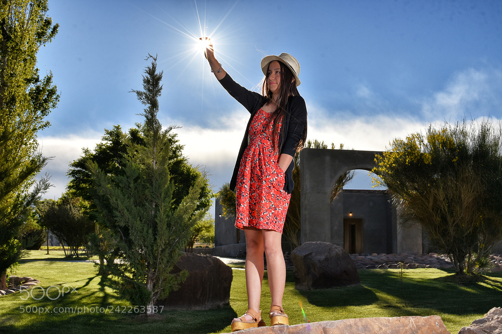 Nikon D7200 sample photo. Sol en mano photography
