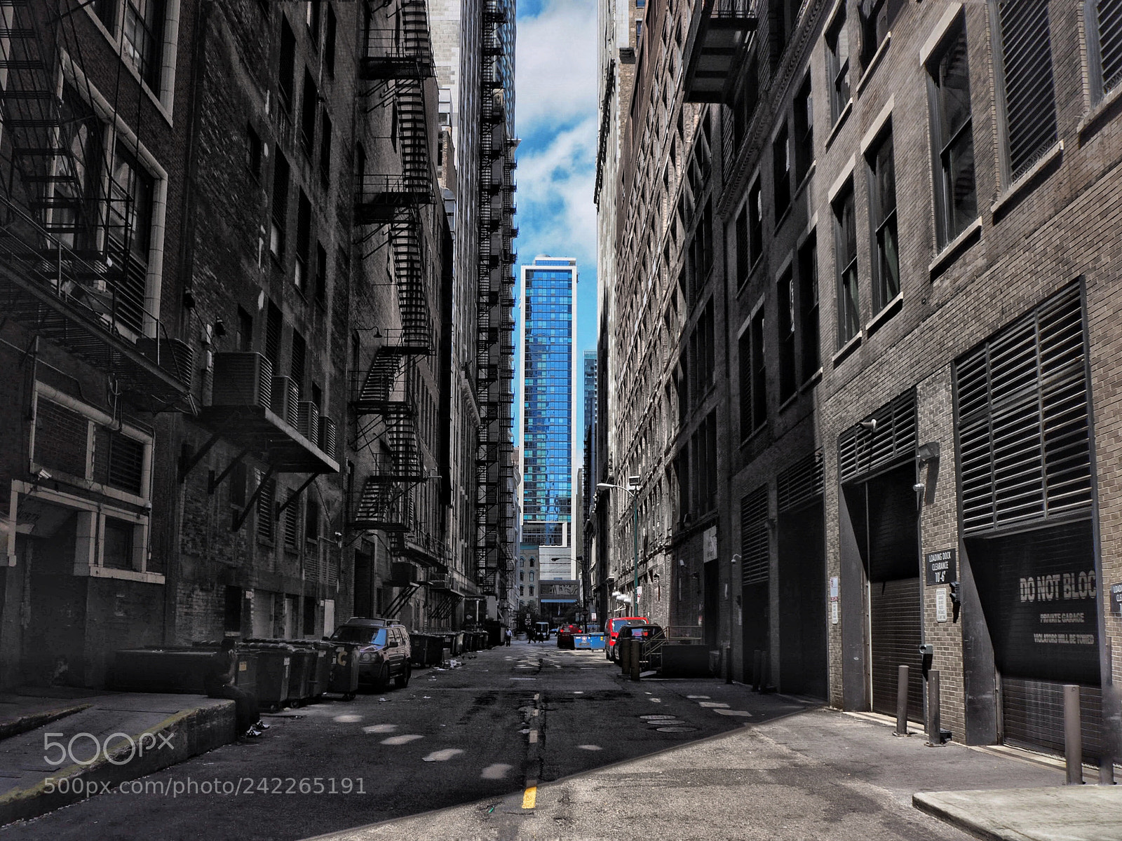 Olympus OM-D E-M10 II sample photo. Chicago photography