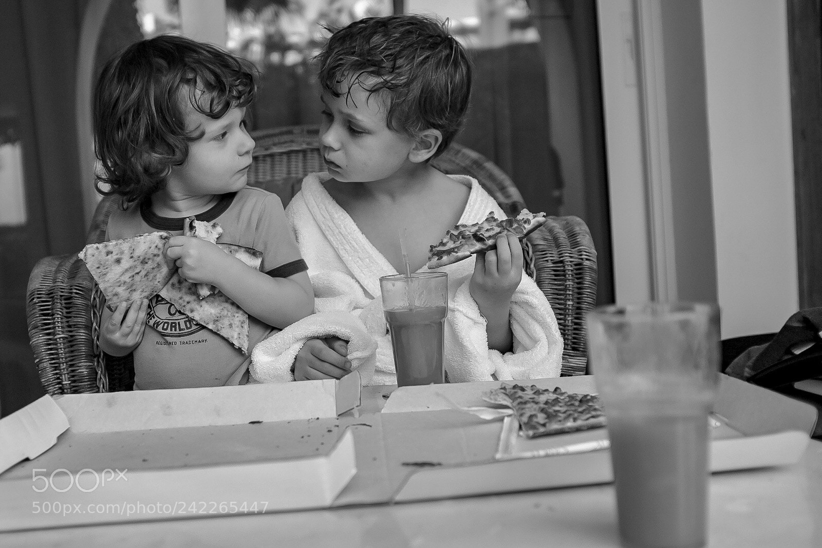 Fujifilm X100F sample photo. Bros. photography