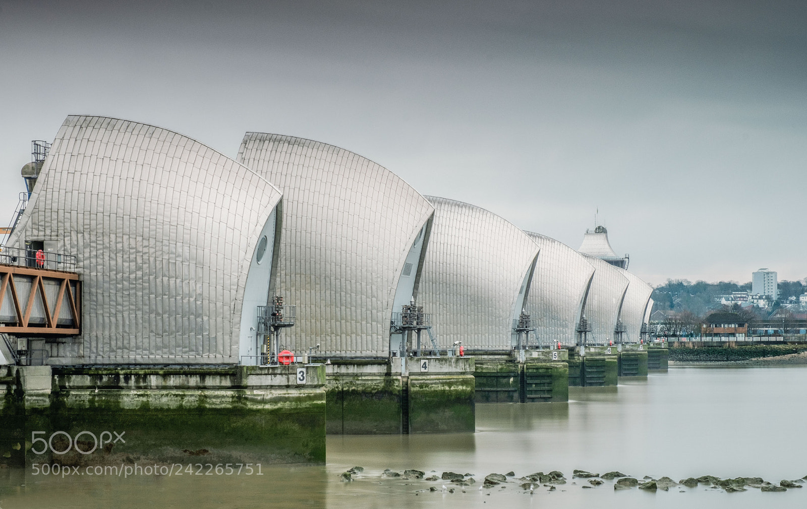 Fujifilm X-T2 sample photo. Thames barrier photography