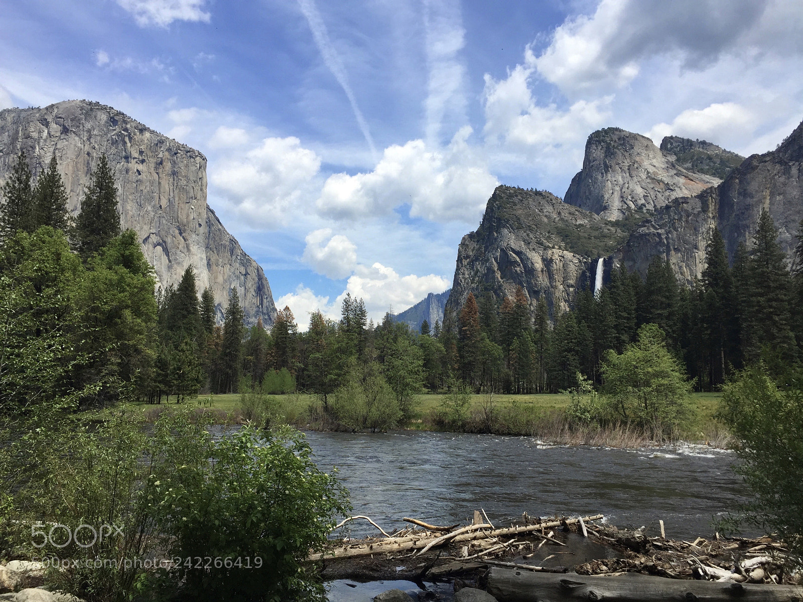 Apple iPhone 6 sample photo. Yosemite valley photography