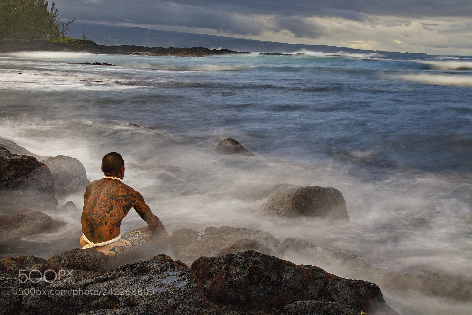 Canon EF 24-105mm F4L IS USM sample photo. Hawaiian surf photography