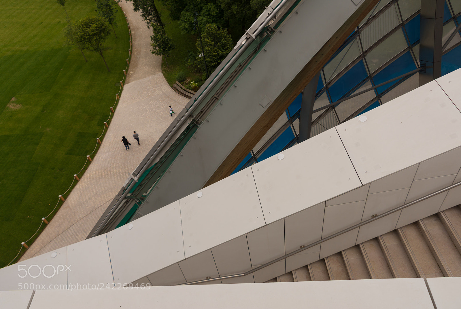 Nikon D7200 sample photo. Louis vuitton foundation, paris photography