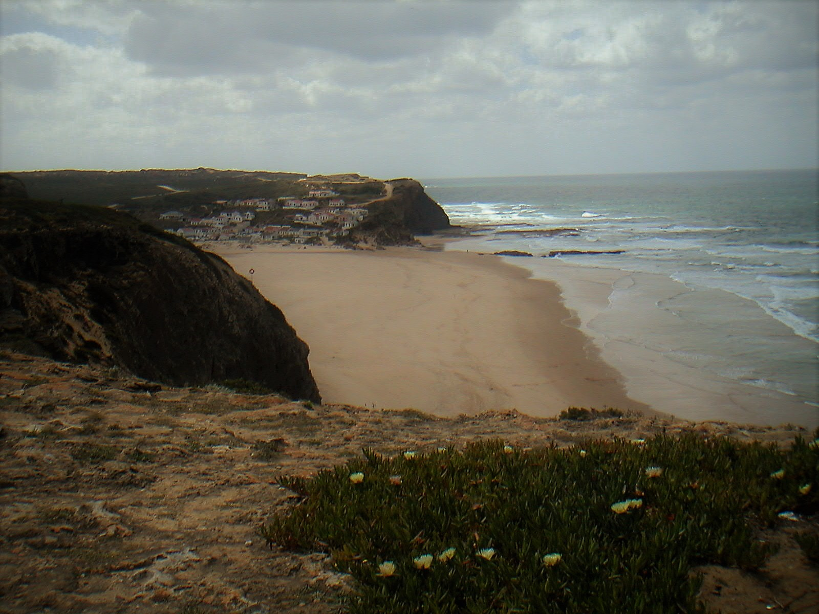 KONICA MINOLTA DiMAGE X sample photo. Coastline photography