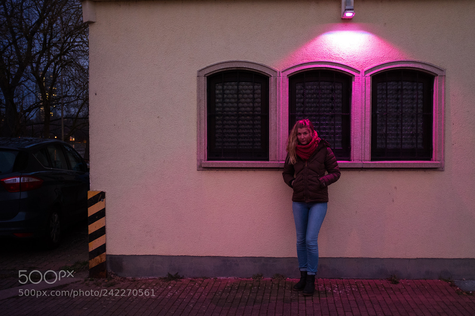 Fujifilm X100F sample photo. She's in color photography
