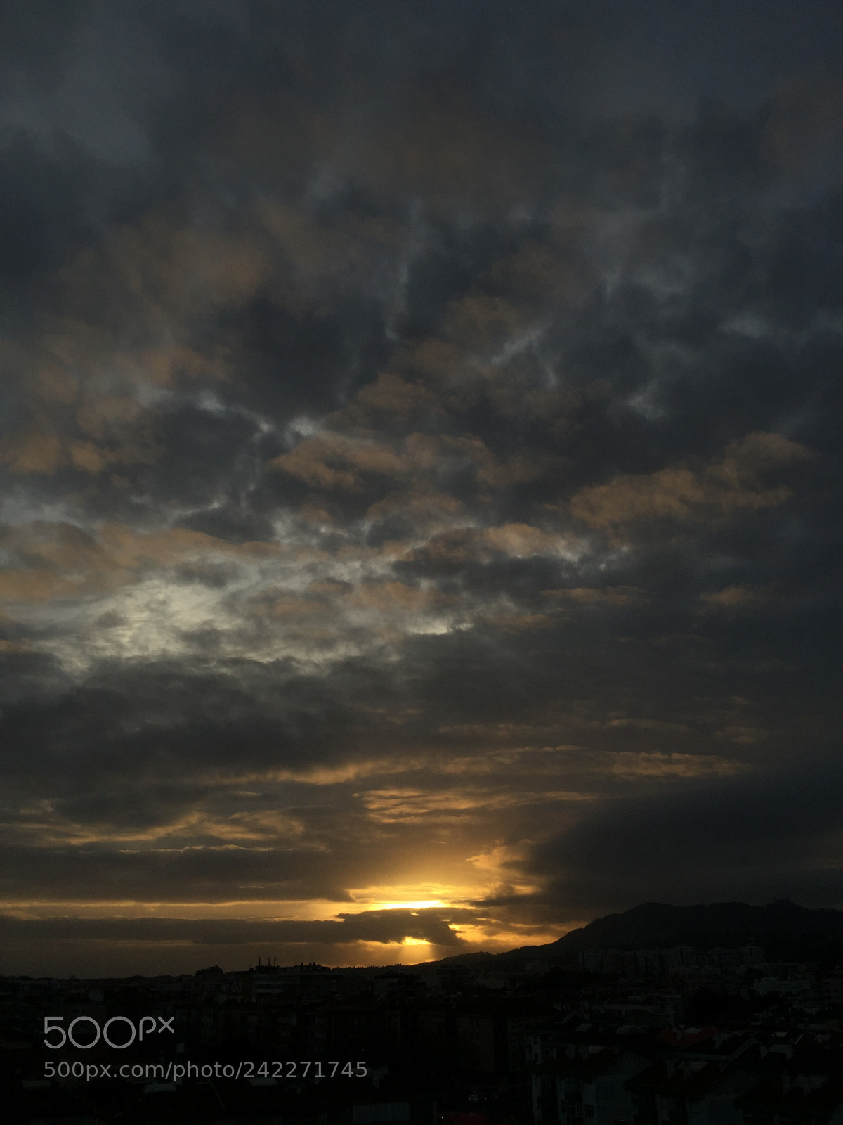 Apple iPhone 6 sample photo. Sunset storm photography