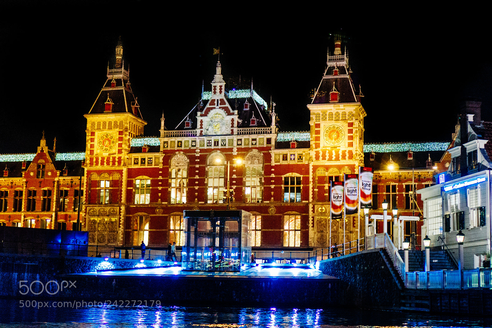 Sony a6000 sample photo. Amsterdam central railway station photography
