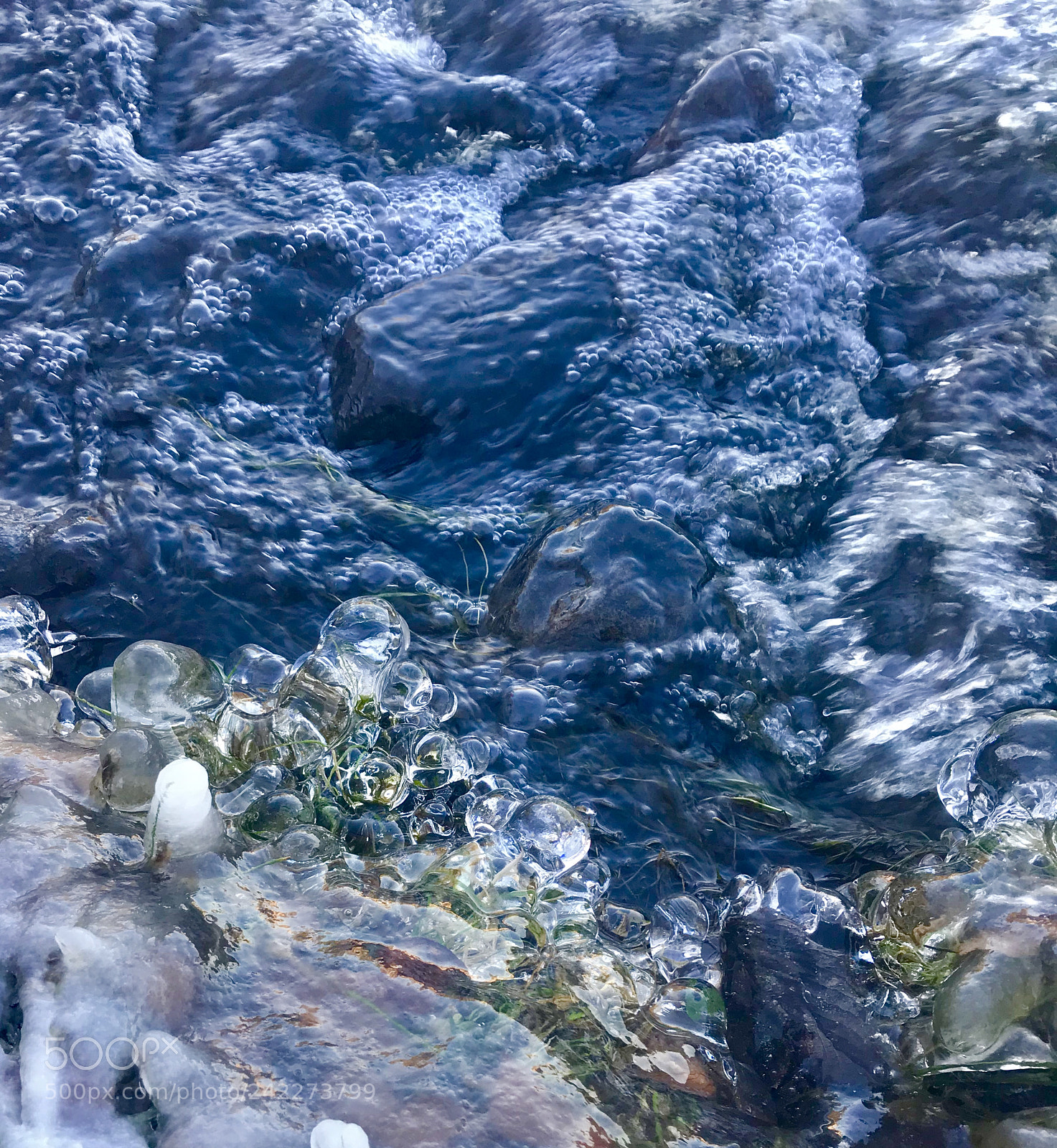 Apple iPhone 7 sample photo. Ice cold water photography
