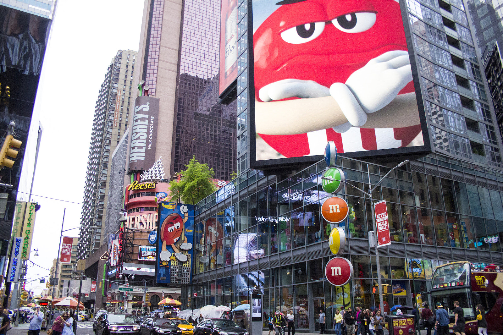 Canon EOS 60D sample photo. Times sq photography