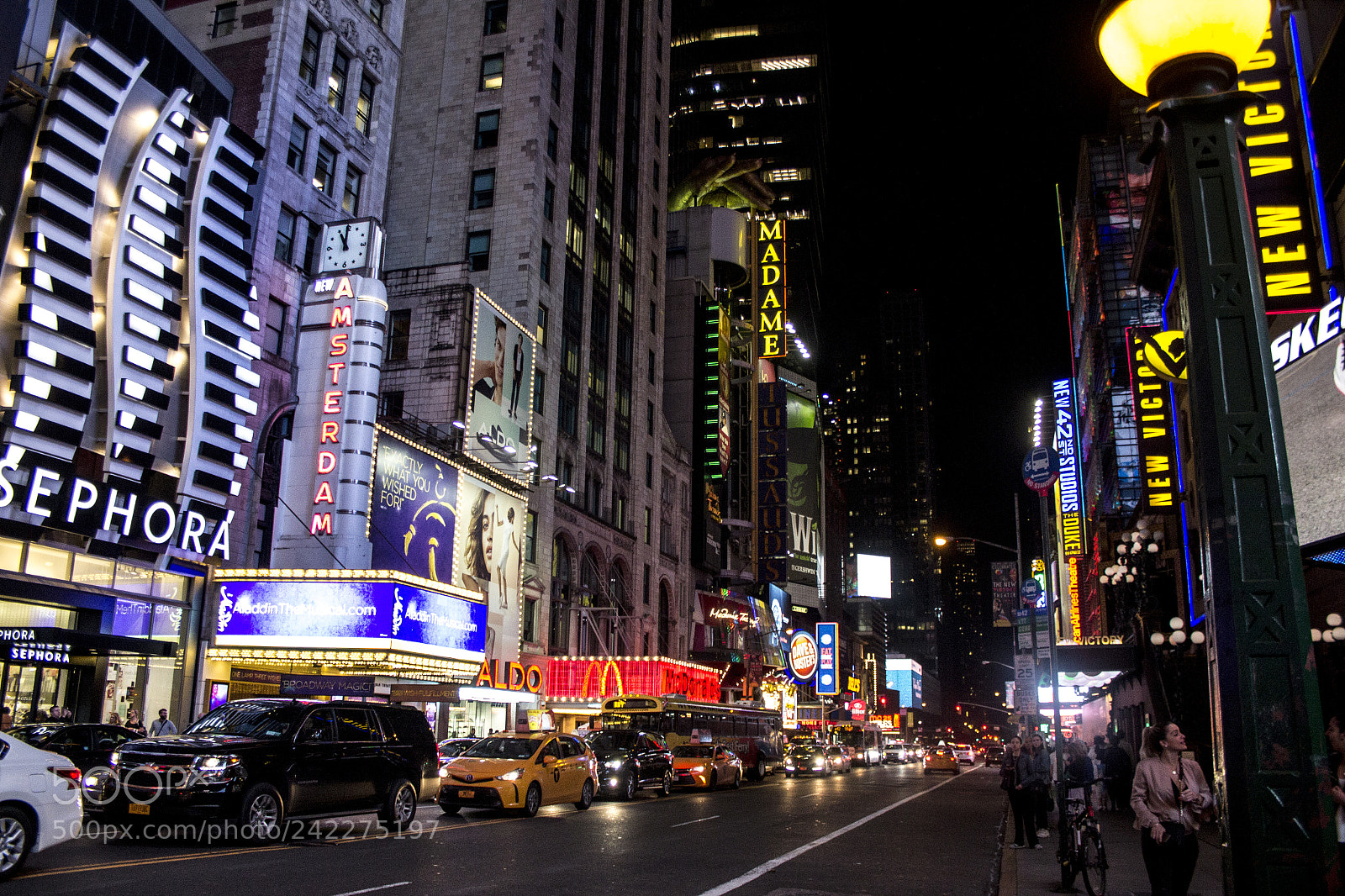 Canon EOS 60D sample photo. Times sq photography