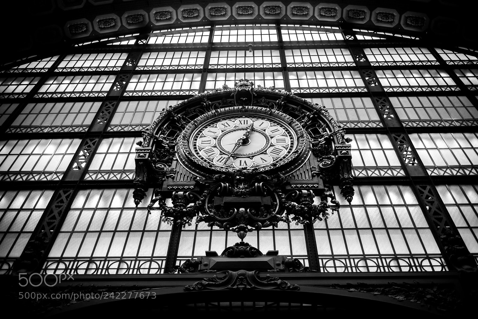Leica M (Typ 240) sample photo. Clock photography