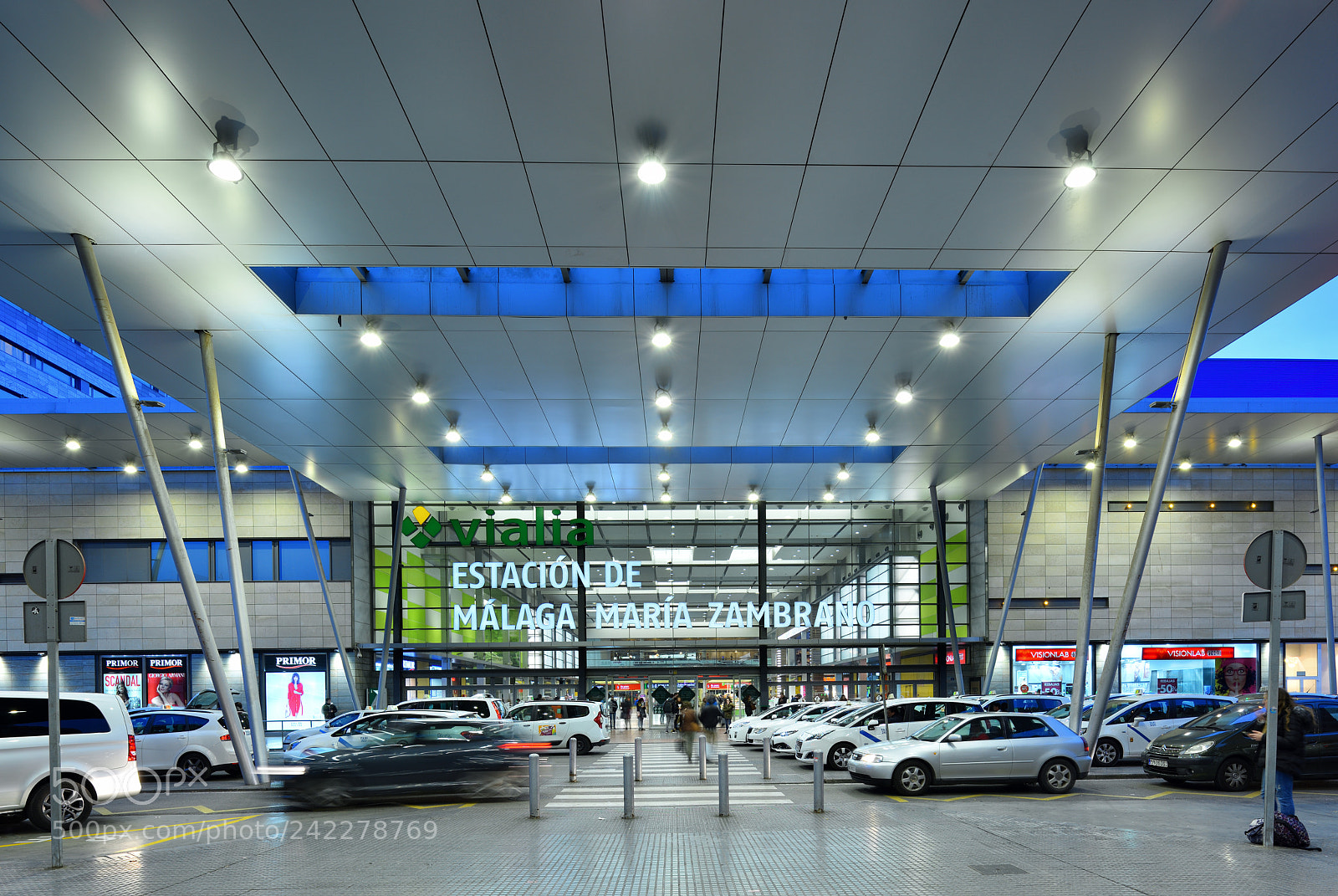 Nikon D810 sample photo. Malaga train station 2 photography