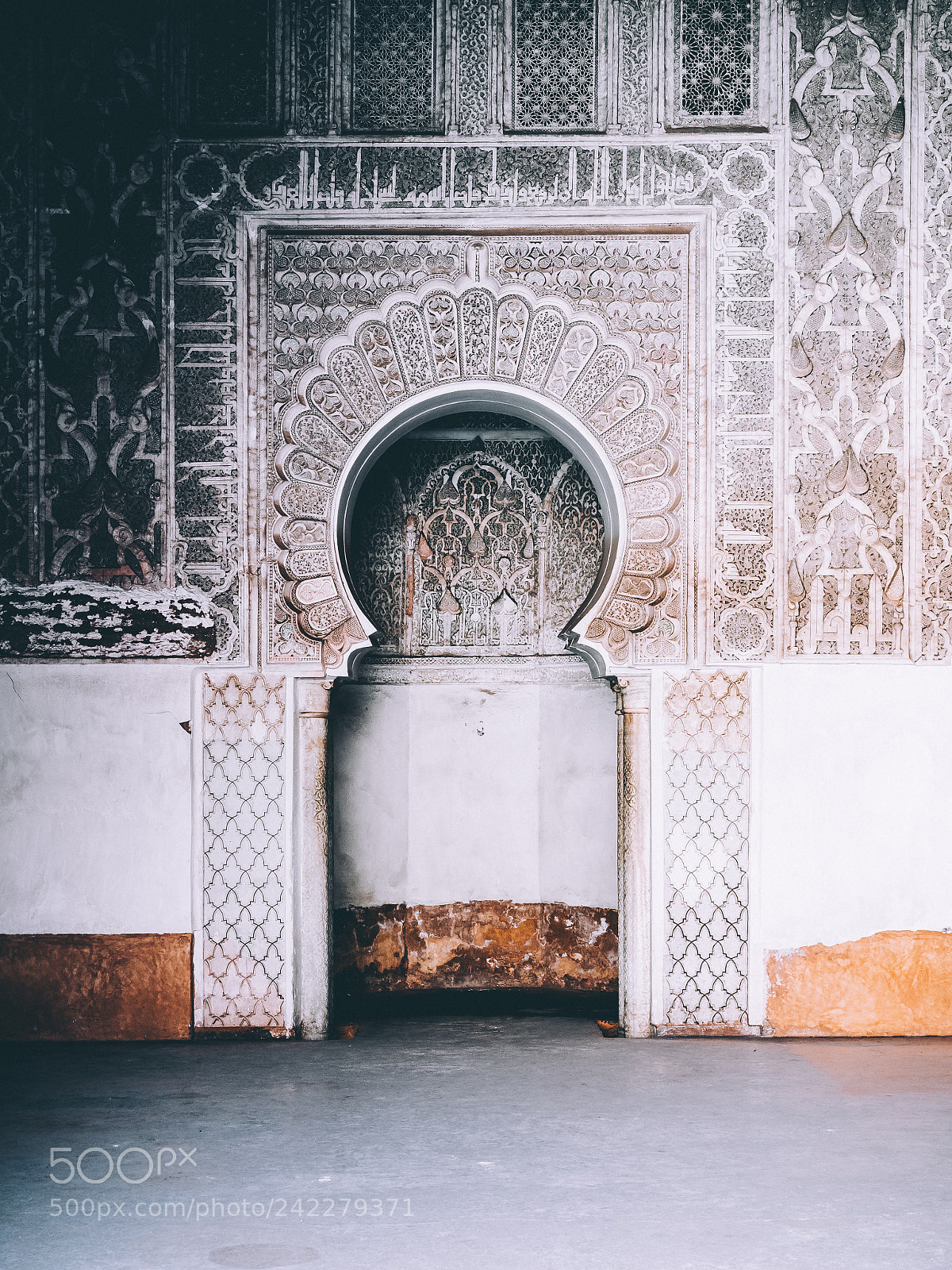 Olympus OM-D E-M1 sample photo. Details of a madrasa photography