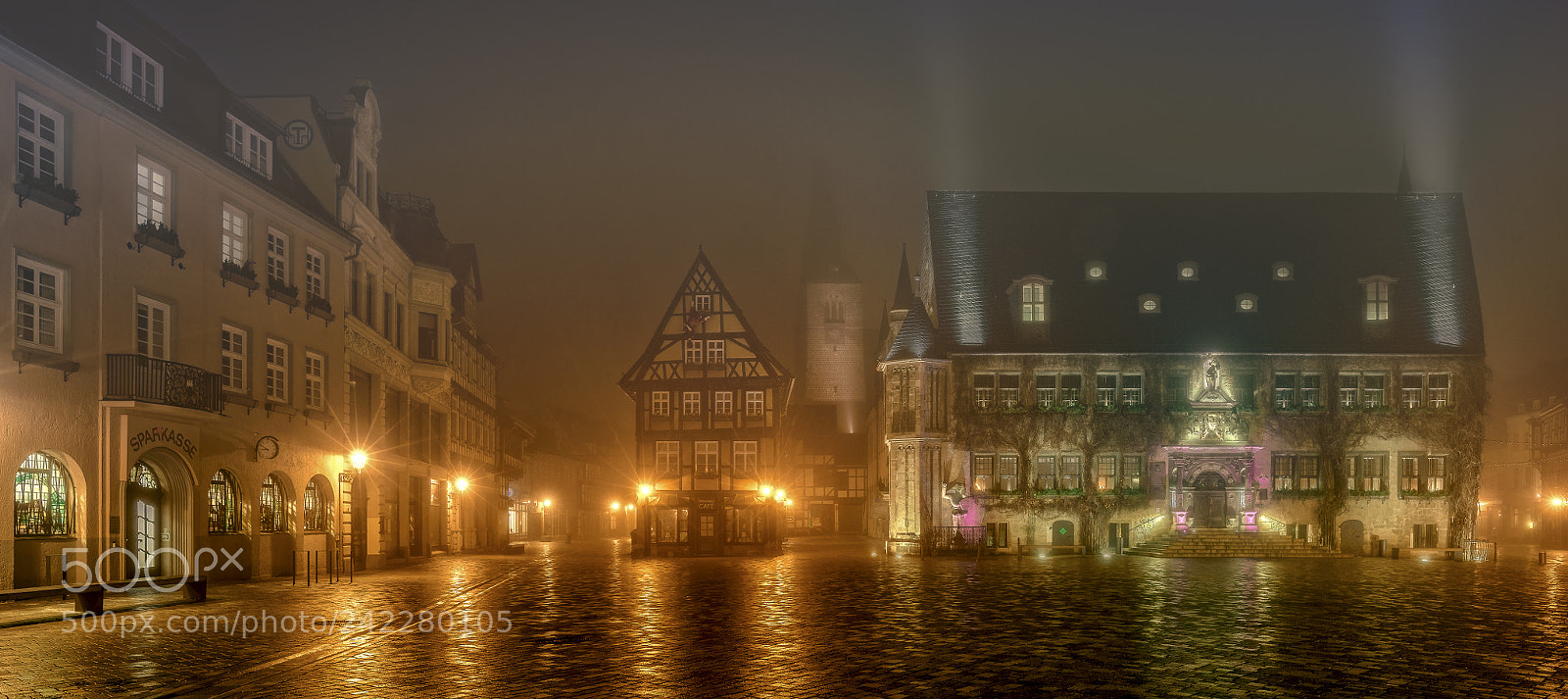 Nikon D810 sample photo. Foggy evening in town photography