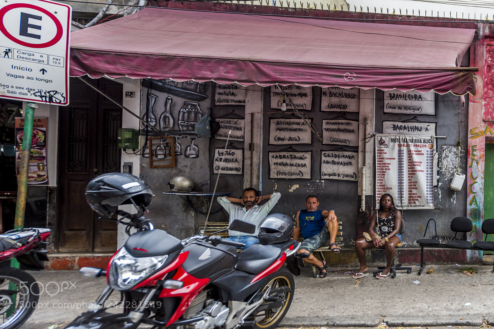 Nikon D810 sample photo. Hanging out photography