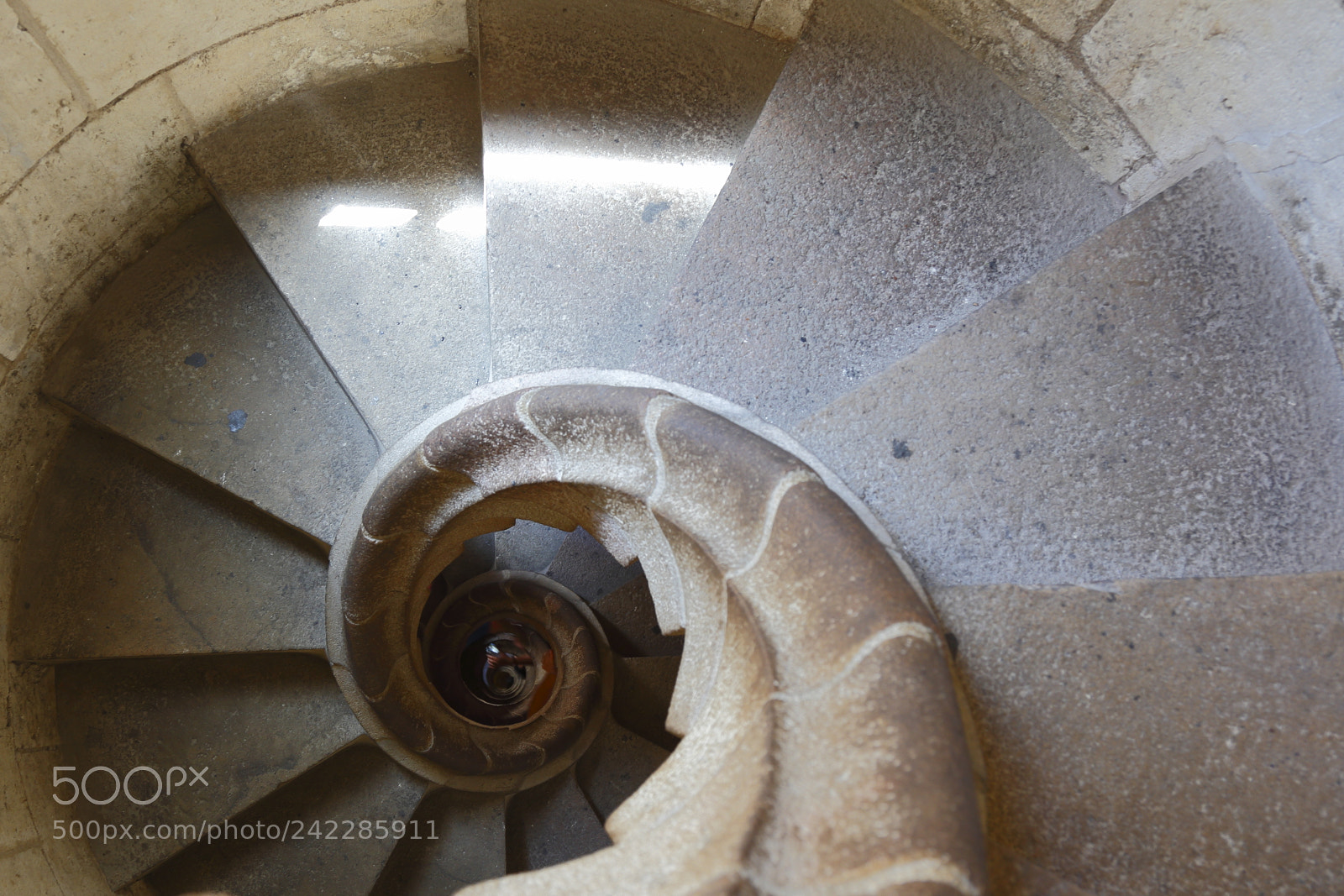 Canon EOS 6D + Canon EF 24-105mm F4L IS USM sample photo. Sagrada familia winding stair photography