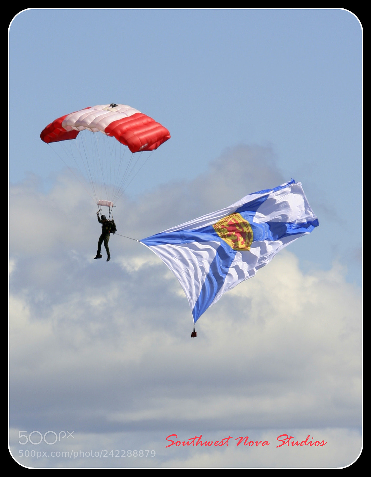 Canon EOS 350D (EOS Digital Rebel XT / EOS Kiss Digital N) sample photo. Yarmouth internation air show photography