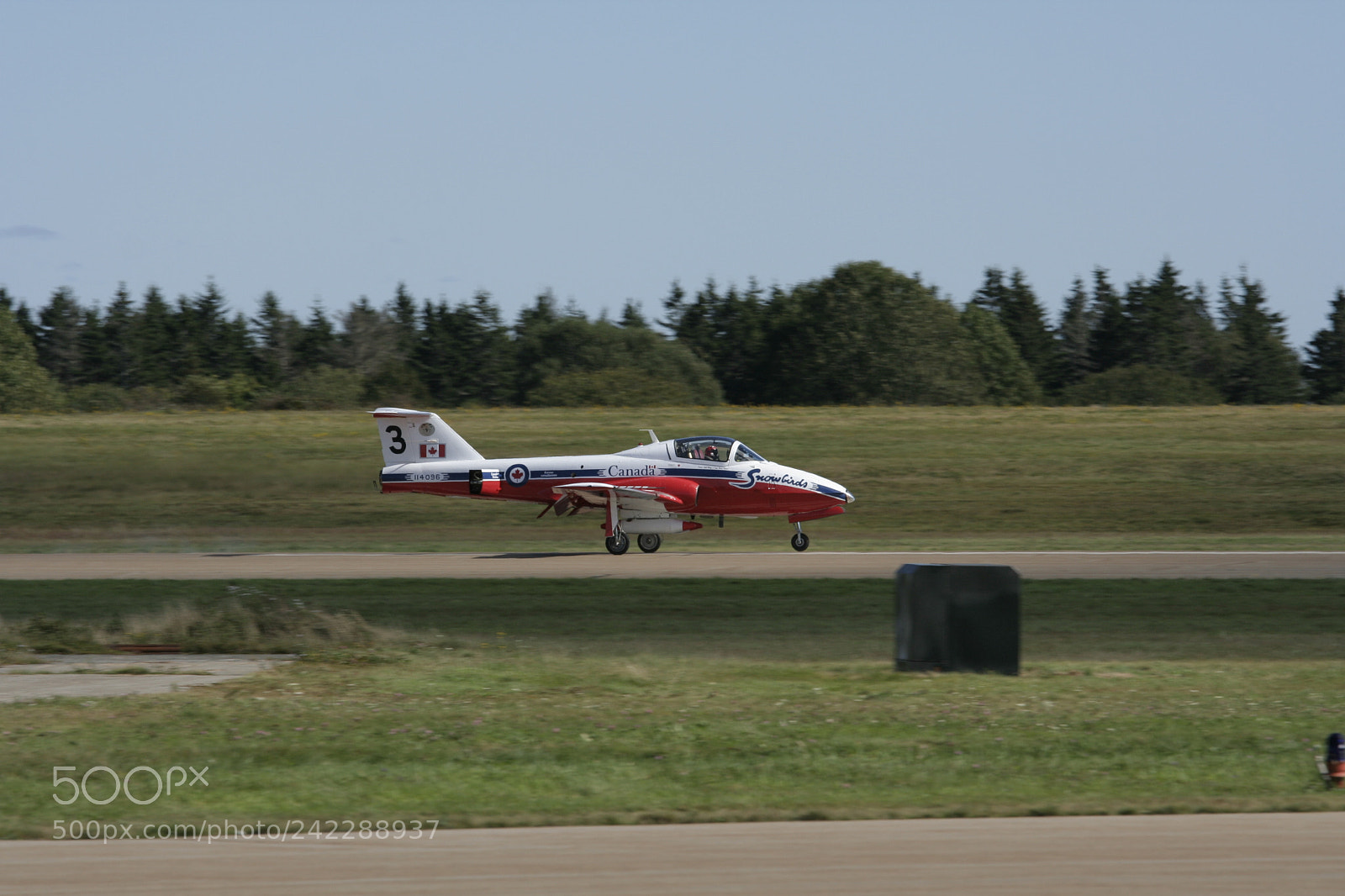 Canon EOS 350D (EOS Digital Rebel XT / EOS Kiss Digital N) sample photo. Yarmouth internation air show photography