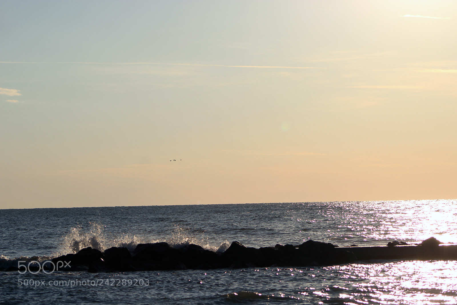 Canon EOS 1200D (EOS Rebel T5 / EOS Kiss X70 / EOS Hi) sample photo. Waves crashing photography