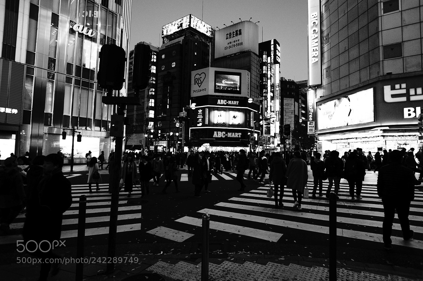 Sony Alpha NEX-5T sample photo. Streets photography