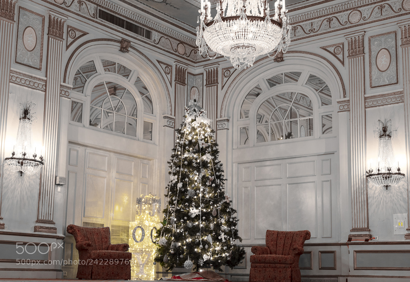 Canon EOS 5DS R sample photo. Crystal ball room photography