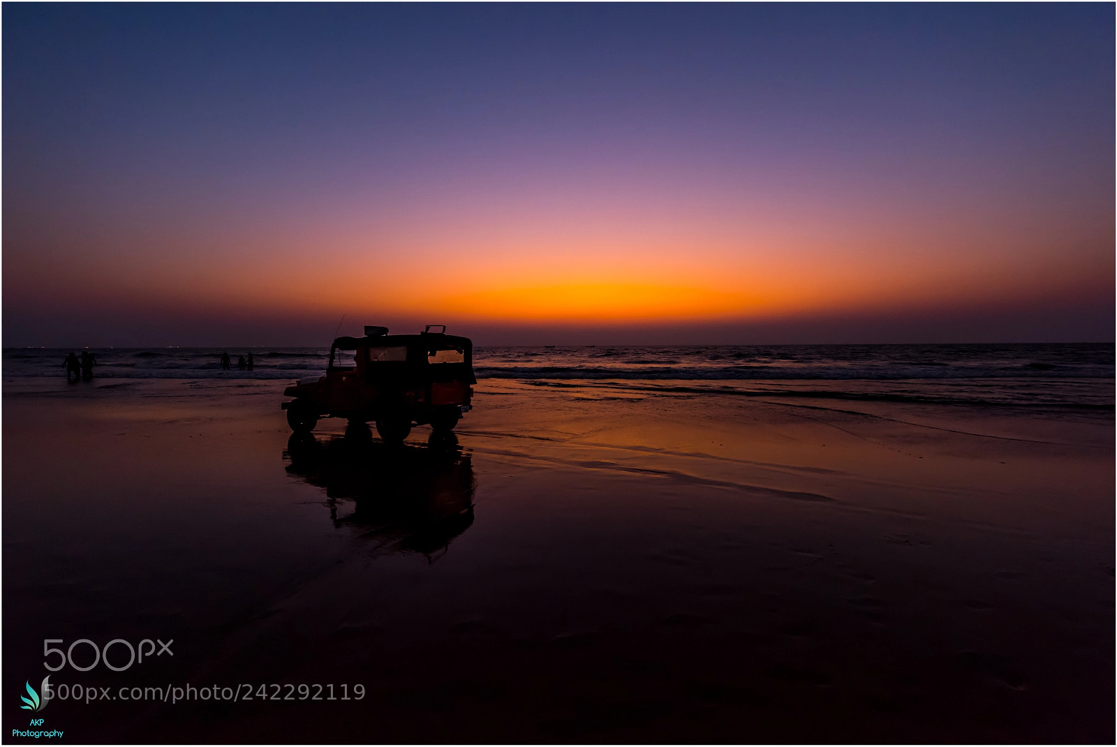 Nikon D810 sample photo. The mahindra at sunset photography