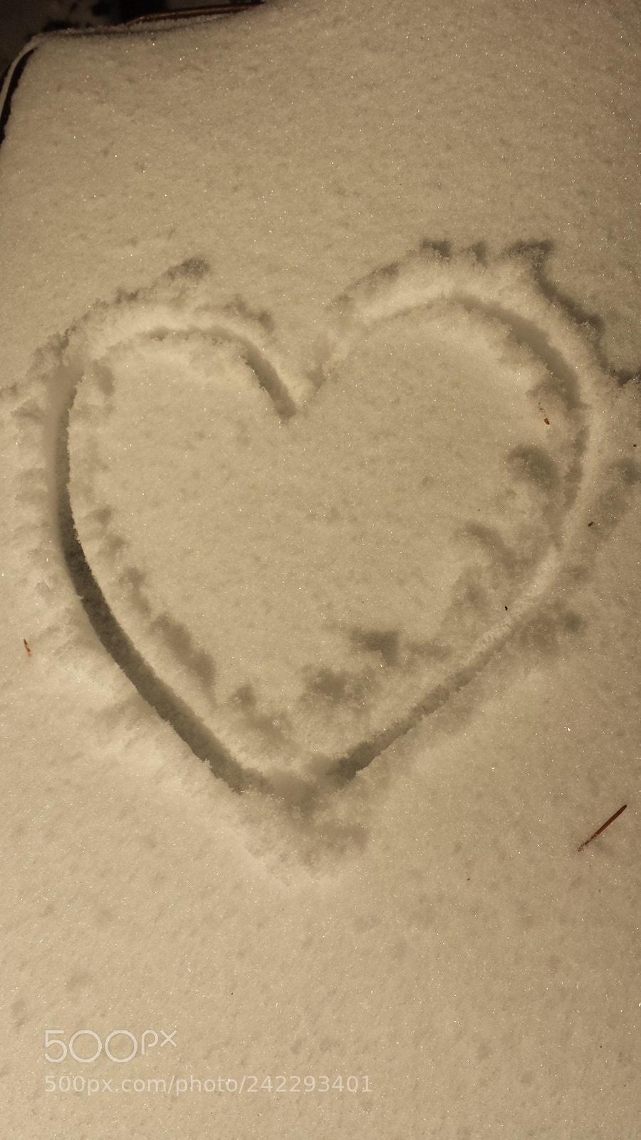 Samsung Galaxy S4 sample photo. Snowy heart photography