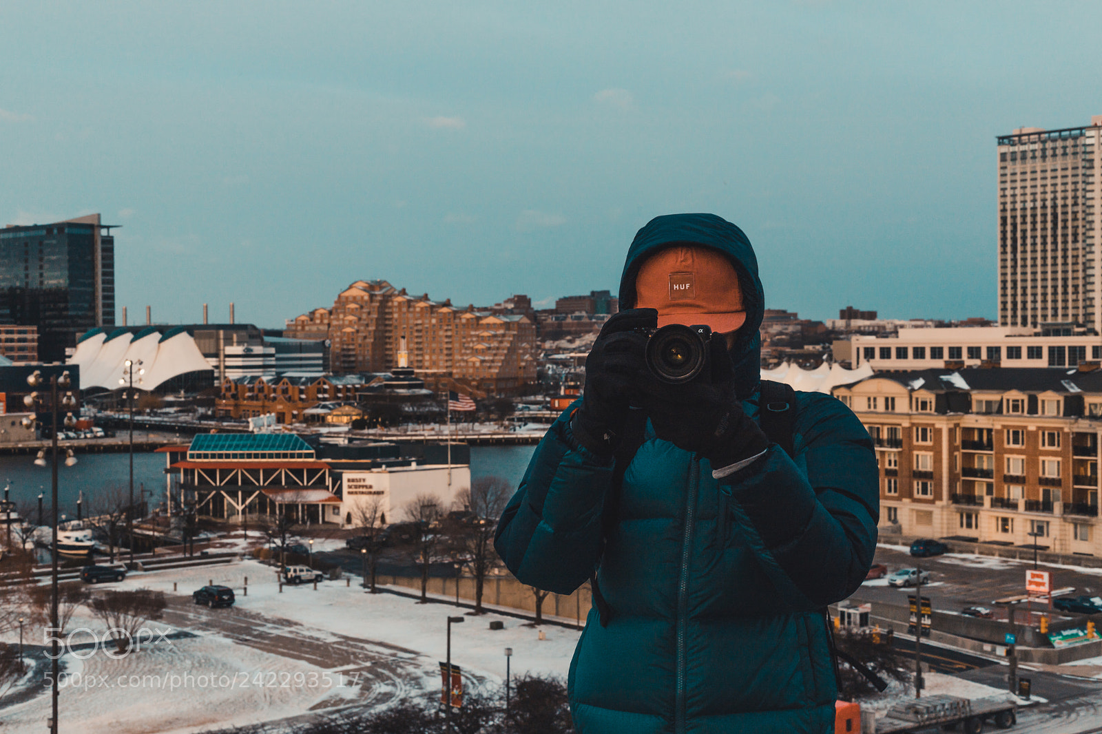 Canon EOS 6D Mark II sample photo. Films in the inner photography