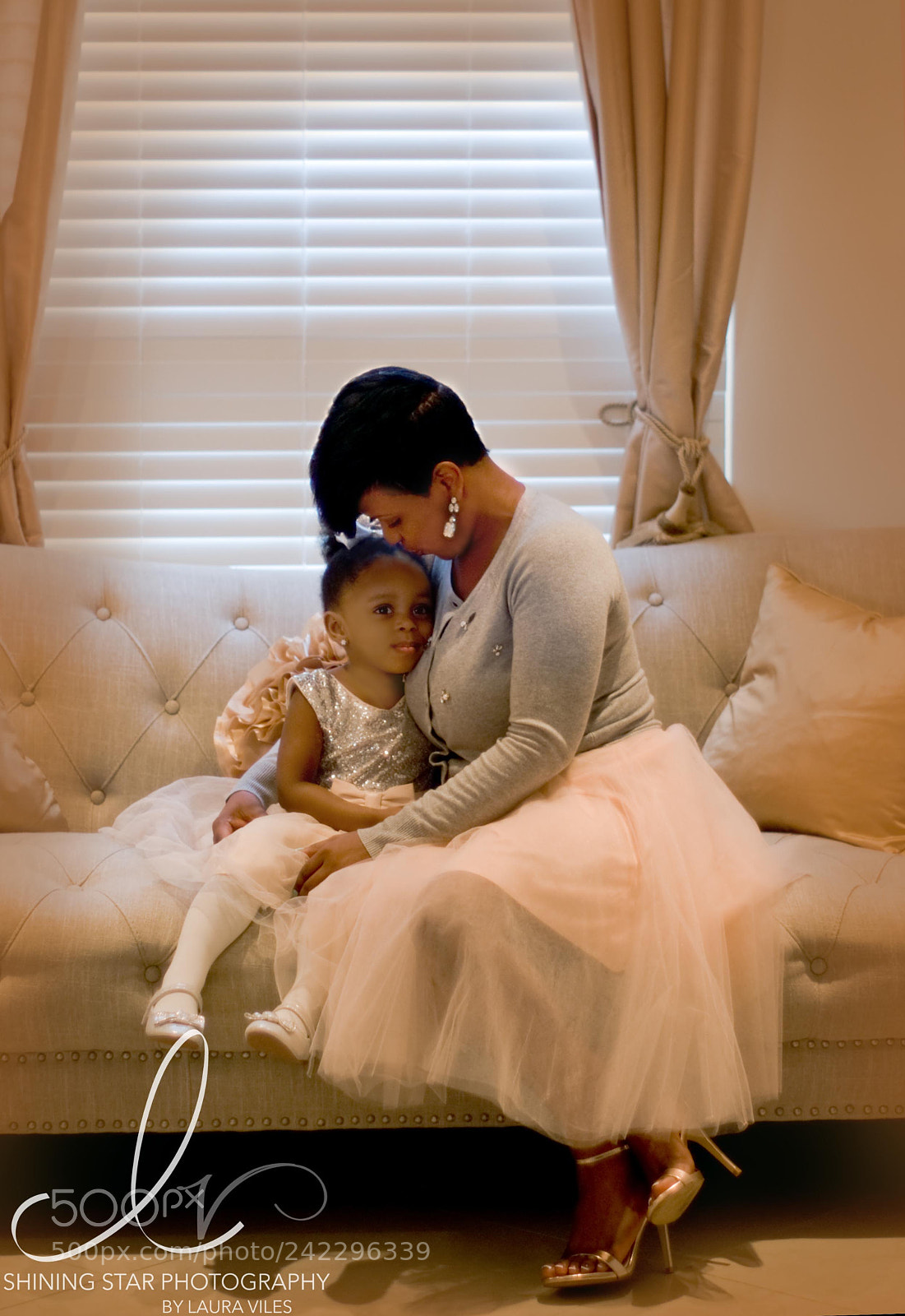 Pentax K200D sample photo. Mother daughter ballerinas photography