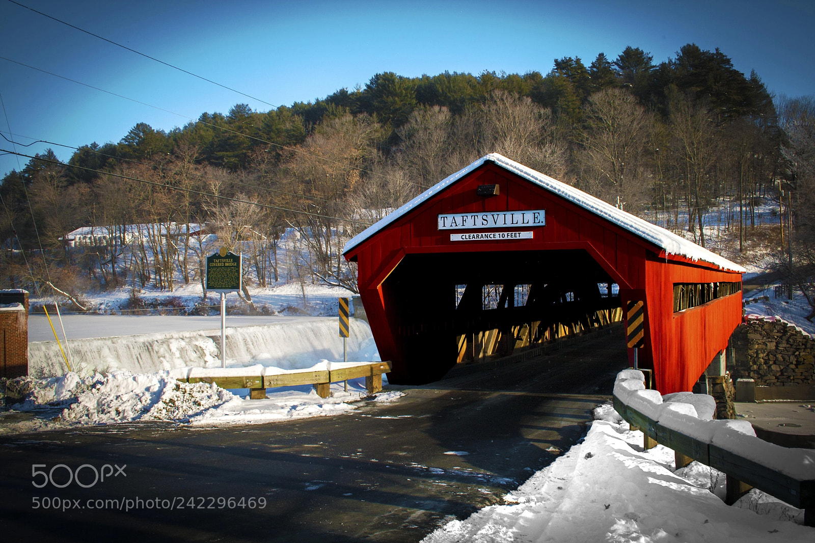 Canon EOS 400D (EOS Digital Rebel XTi / EOS Kiss Digital X) sample photo. Taftsville covered bridge vt photography