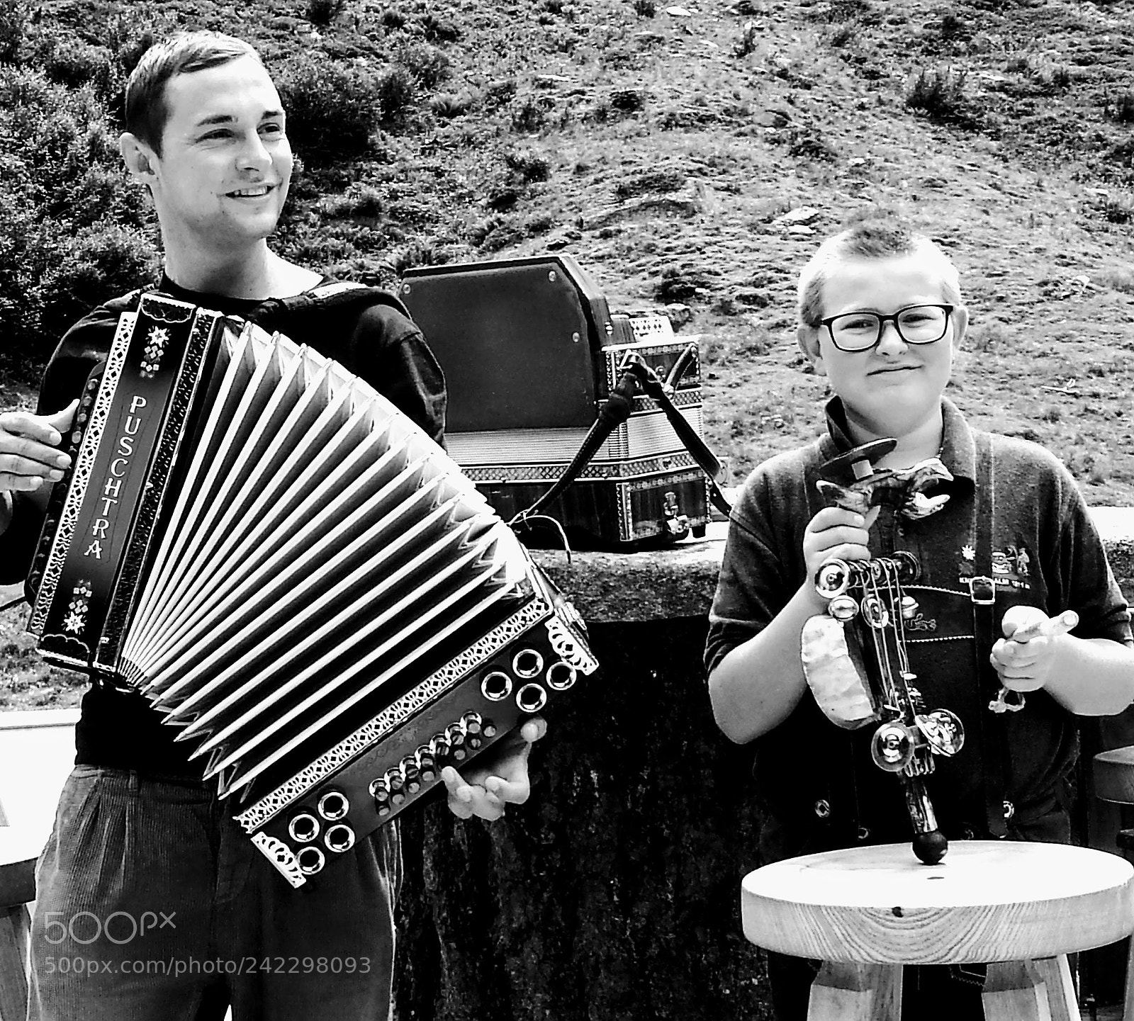 Samsung Galaxy S3 sample photo. Joung musiciants photography