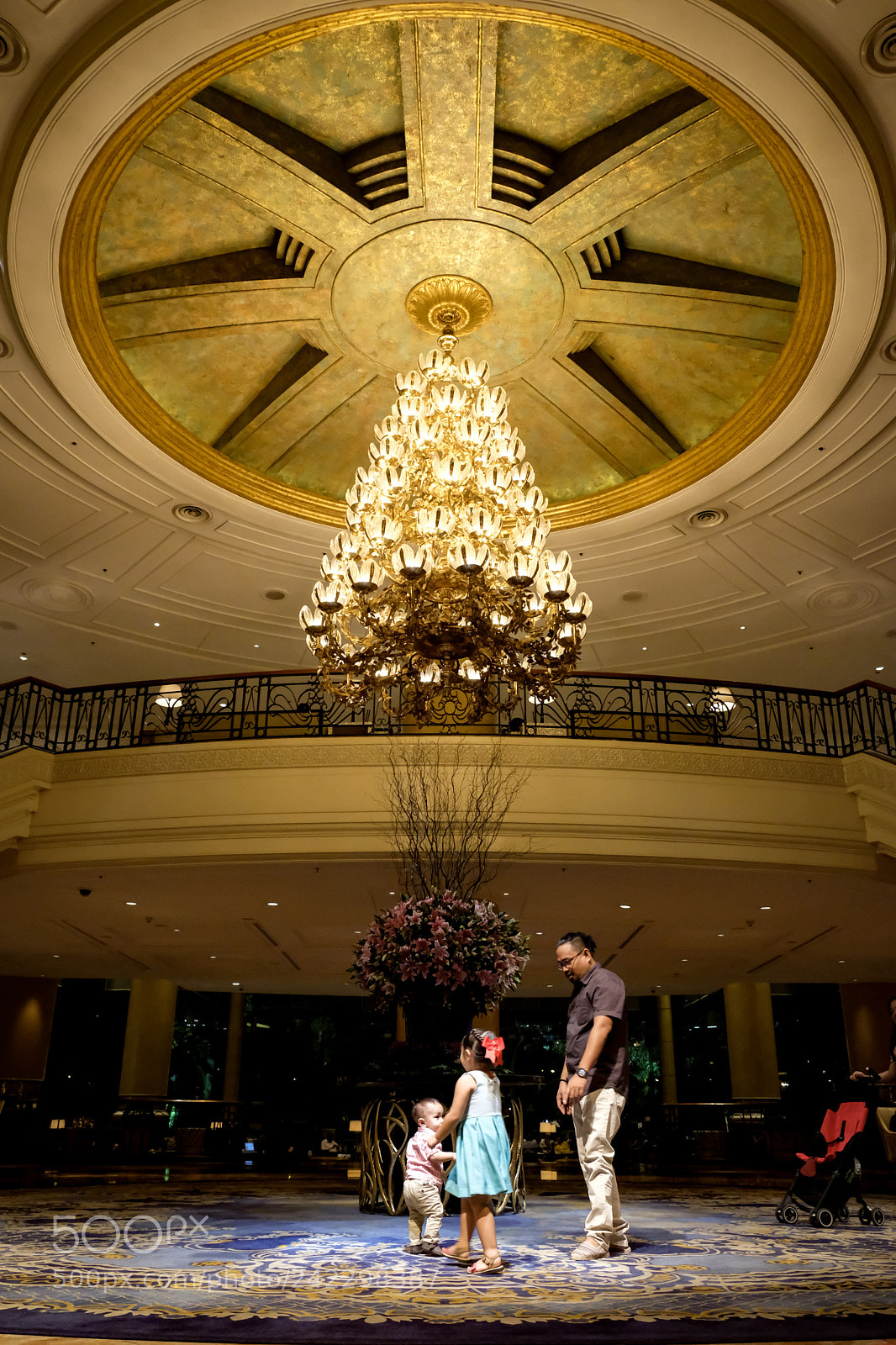 Fujifilm X-T20 sample photo. Chandelier photography